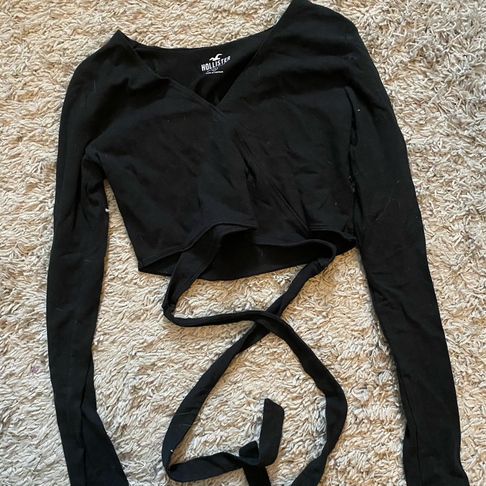 Women’s cross-tie crop top